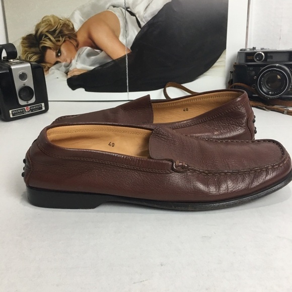 TOD’S Brown Leather Loafers - Picture 1 of 9
